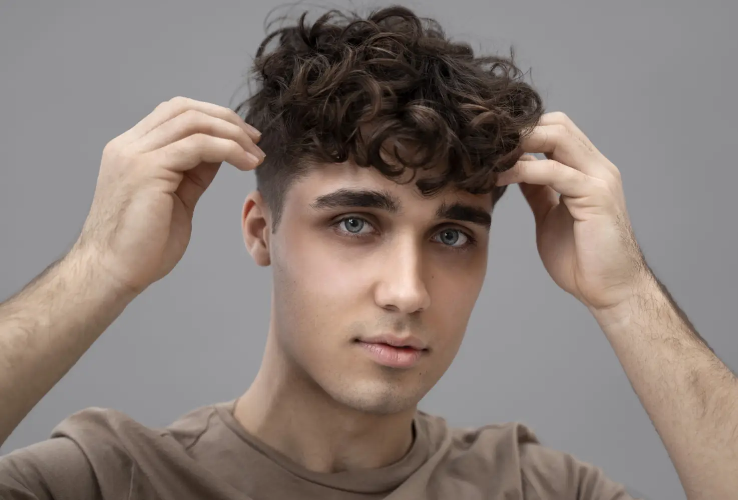 How to Style Wavy Hair Men